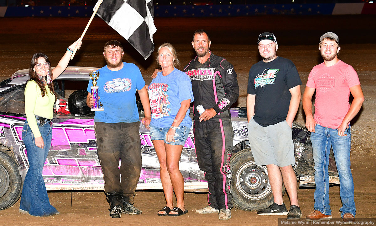 Kevin Simon won the Medieval USRA Stock Car main event.